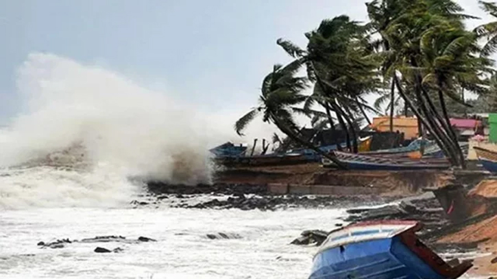দেশজুড়ে দমকা হাওয়াসহ বৃষ্টির পূর্বাভাস, ৪ সমুদ্রবন্দরে ৩ নম্বর সংকেত