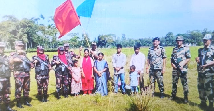 তেঁতুলিয়ায় পতাকা বৈঠকের মাধ্যমে দুই শিশুসহ ছয় বাংলাদেশিকে ফেরত দিল বিএসএফ