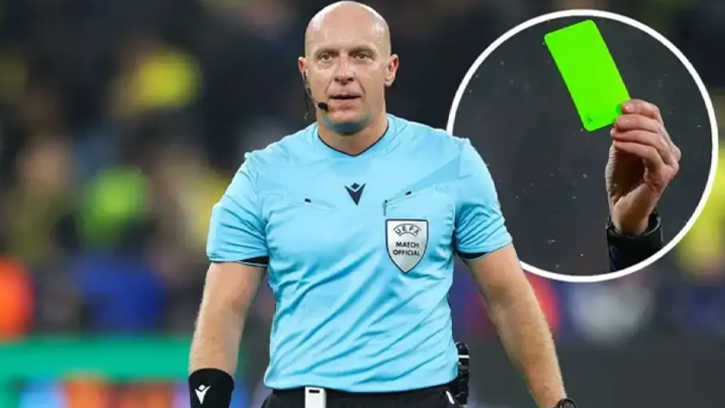 ফুটবলে ‘গ্রিন কার্ড’ চালু, কোচরা কীভাবে এটি ব্যবহার করবেন?