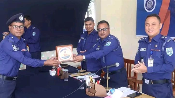 বোদা থানা পঞ্চগড় জেলায় শ্রেষ্ঠ হিসেবে নির্বাচিত 