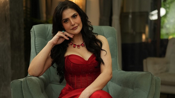 বলিউডে জেরিন খানের সাহসী দৃশ্যের পেছনের কাহিনী