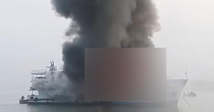 সেন্ট মার্টিনগামী ‘দ্য আটলান্টিক ক্রুজ’-এ ভয়াবহ অগ্নিকাণ্ড