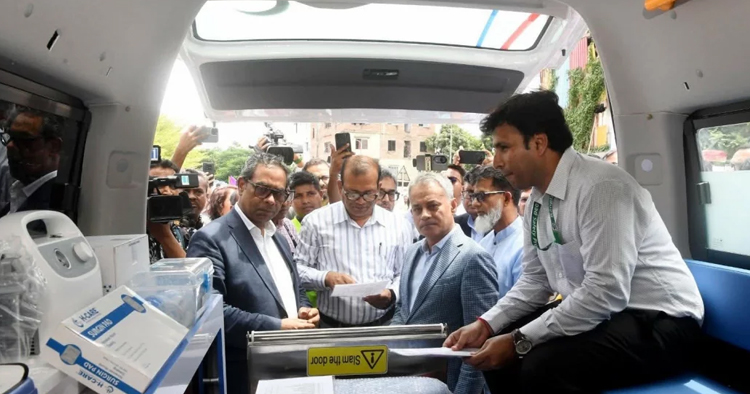 ২০৩০ সালের মধ্যে সড়ক দুর্ঘটনা ও মৃত্যু অর্ধেকে নামানোর লক্ষ্য: শেখ রবিউল আলম