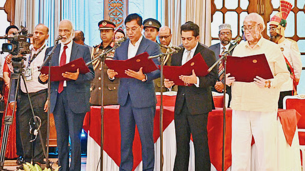 মন্ত্রিসভার কে কোন দায়িত্বে