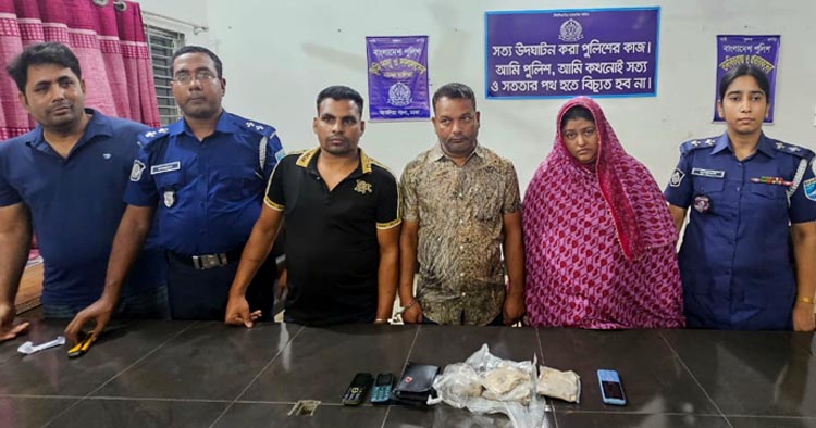 আশুলিয়ায় হেরোইনসহ আটক ৩