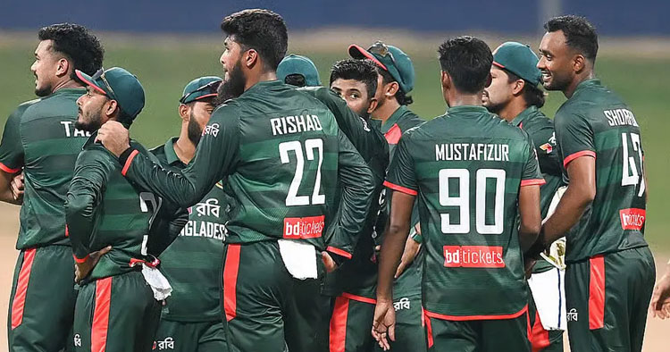 ত্রিদেশীয় সিরিজের ফাইনালে উঠতে বাংলাদেশের সামনে কঠিন সমীকরণ