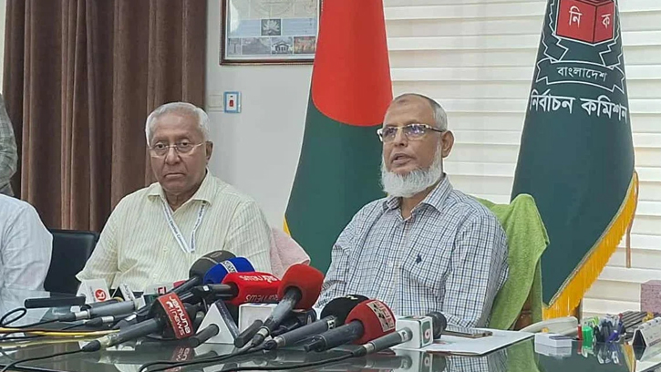 গাজীপুরে আসন বাড়াতে ও বাগেরহাটে কমাতে নির্বাচন কমিশনের প্রস্তাব
