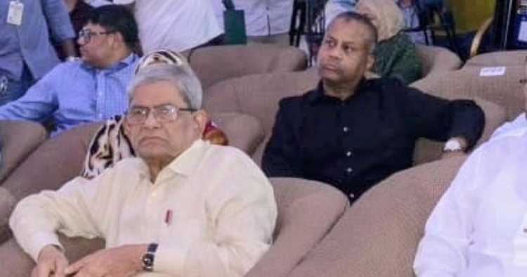 যুবদলের উদ্যোগে আলোচনা সভা ও শহীদ পরিবারকে সম্মাননা প্রদান