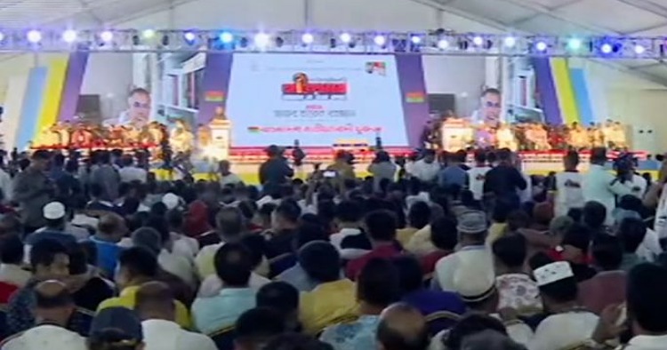 যুবদলের উদ্যোগে আলোচনা সভা ও শহীদ পরিবারকে সম্মাননা প্রদান