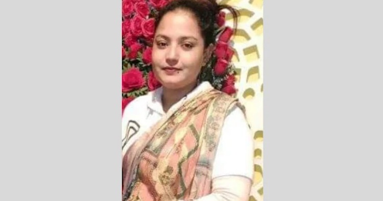 হাজারীবাগে ভিডিও ভাইরাল, নারী মাদক ব্যবসায়ী গ্রেপ্তার