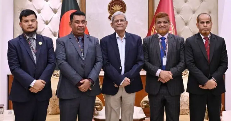 রাসায়নিক সার-কীটনাশকের ব্যবহার কমাতে সচেতনতা বাড়ানোর আহ্বান রাষ্ট্রপতির