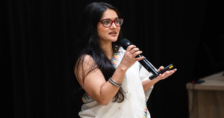 ‘বিজ্ঞানের নাম আছে’ ভেবেই ঢাবিতে রাষ্ট্রবিজ্ঞান পড়েন মিথিলা