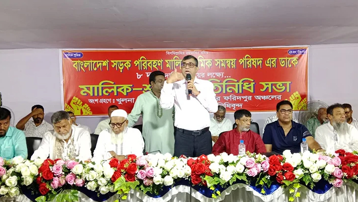 সড়ক আইন সংশোধনের দাবিতে সারা দেশে পরিবহন ধর্মঘটের ঘোষণা
