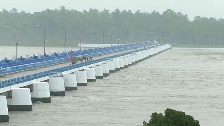 তিস্তা নদীর পানি বিপৎসীমার ওপর: খোলা হলো ৪৪ গেইট