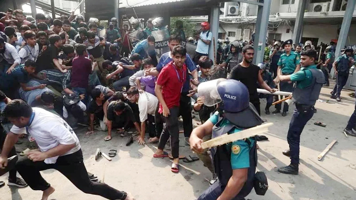 শিক্ষার্থীদের ওপর হামলার প্রতিবাদে ঐকমত্য কমিশনের সংলাপ থেকে তিন দলের ‘ওয়াকআউট’