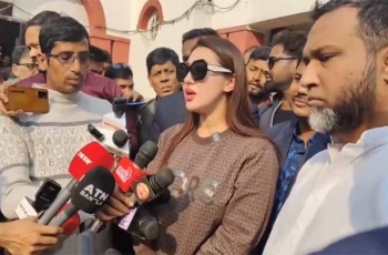 ডিবি কার্যালয় থেকে বেরিয়ে অপু 'ভুল মানুষের-ই হয়'