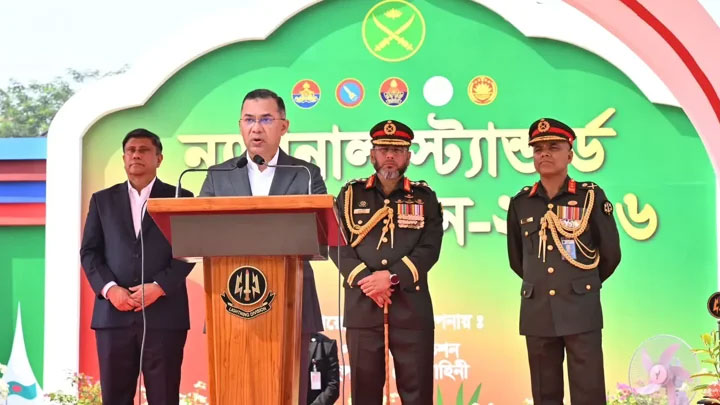 আধুনিক প্রযুক্তি ও সশস্ত্র বাহিনীর সমন্বিত প্রতিরক্ষা ব্যবস্থা গড়াই সরকারের লক্ষ্য: প্রধানমন্ত্রী