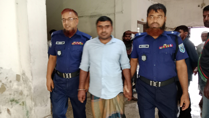 ৩ বছরের পলাতক ওয়ারেন্টভুক্ত আসামি গ্রেফতার