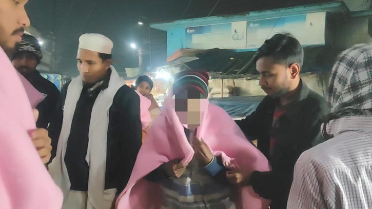 মানবতার উষ্ণতায় নতুন বছর বরণ করল ক্লিন আপ ভালুকা