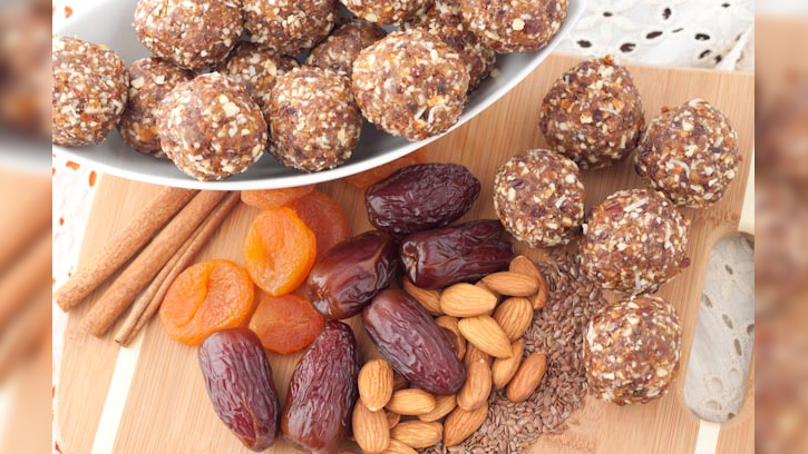 ওমেগা-৩ ও ফাইবারে ভরপুর ফ্ল্যাক্সসিড ডেটস বল