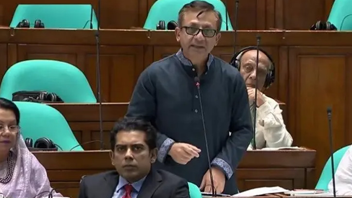 বাংলাদেশে জ্বালানির মূল্যবৃদ্ধি বিশ্বের তুলনায় অত্যন্ত সহনীয়: বাণিজ্যমন্ত্রী