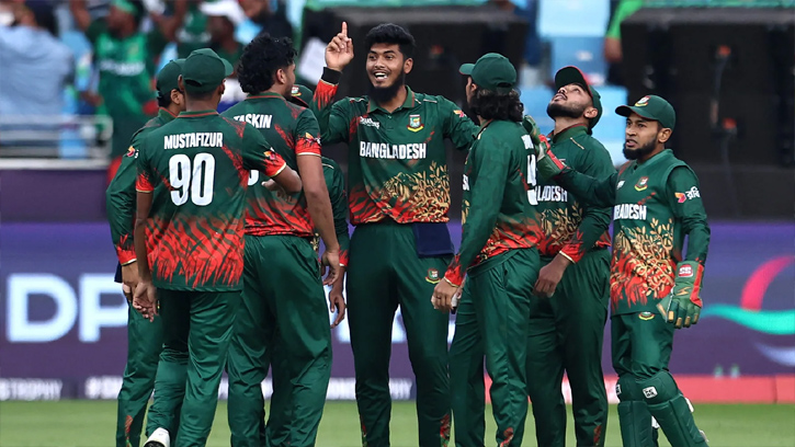 সাদা পোশাকে ব্যর্থতা, রঙিন পোশাকে প্রত্যাবর্তনের আশা