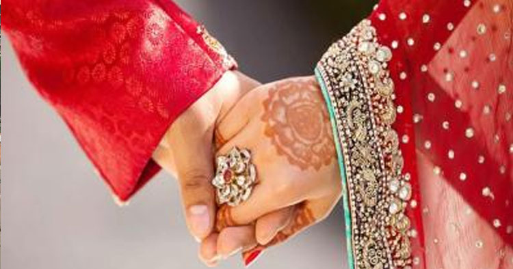 গোপনে বিয়ে করে তালাক হলে তা কি সবার কাছে প্রকাশ করতে হবে?