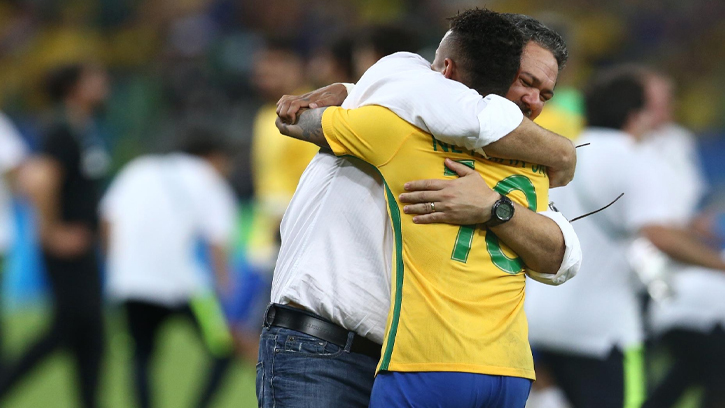 বাংলাদেশ দলের কোচ হতে চান নেইমারের কোচ মিকালো