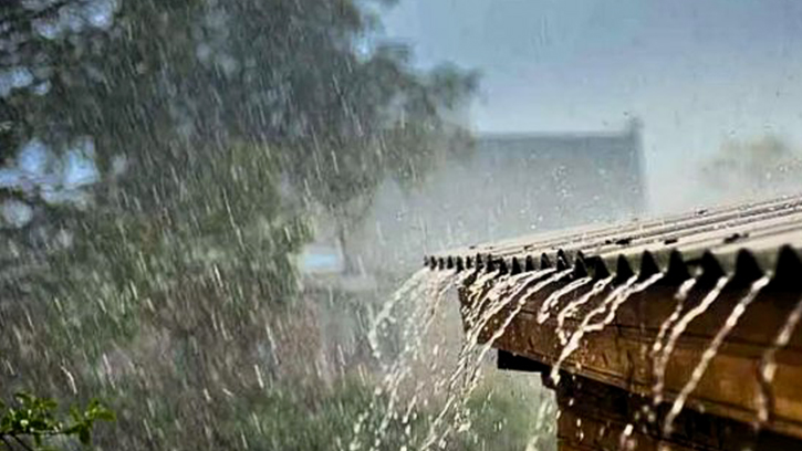 দেশের চার বিভাগে ভারী বৃষ্টির সম্ভাবনা, প্রস্তুতির তাগিদ