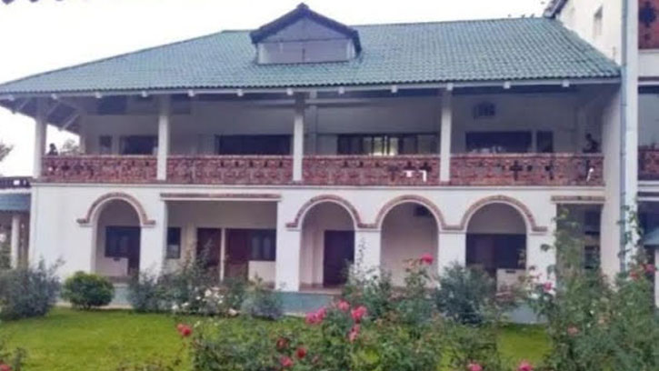 চা বাগানের চিকিৎসাসেবা ১৬ দিন বন্ধ, ৫ শ্রমিকের মৃত্যুর অভিযোগ