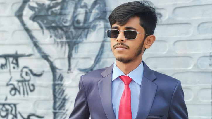 ইবিতে ক্লাস করতে এসে ছাত্রলীগ নেতা আটক