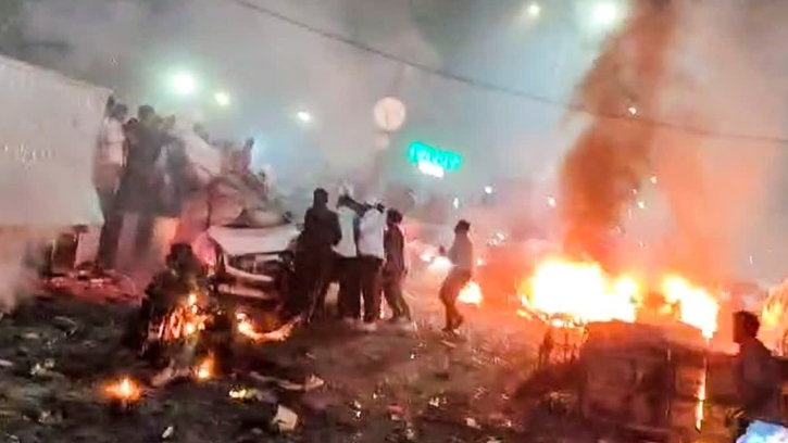 গাড়িবোমা ঘটনার তদন্তে ৪ চিকিৎসকের নিবন্ধন লাইসেন্স বাতিল