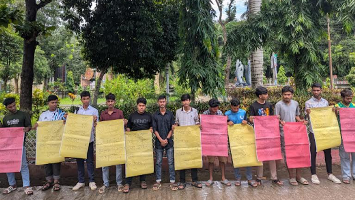 পৌর ইঞ্জিনিয়ার-সচিবের বিরুদ্ধে ঘুষ ও অনিয়মের অভিযোগ