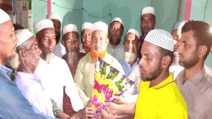 শাহজাদপুরে বিপুল সংখ্যক নেতাকর্মী জামায়াতে যোগদান