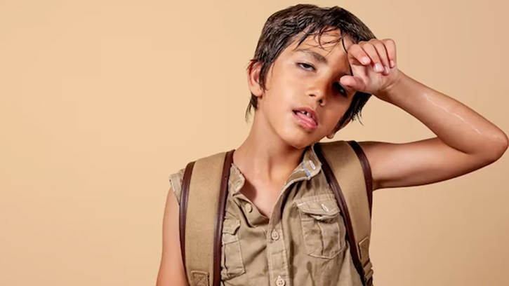 শিশু ঘামে বেশি: চিন্তার নয়, কিন্তু সতর্ক থাকুন