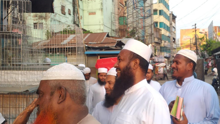 কিশোরগঞ্জ সদরে ইসলামী আন্দোলনের প্রার্থীর গণসংযোগ