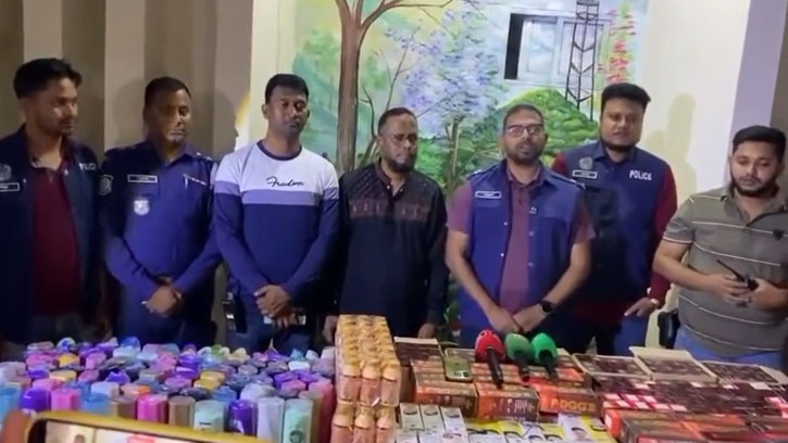 কুলাউড়ায় বিপুল পরিমাণ নকল প্রসাধনীসহ আটক ৬