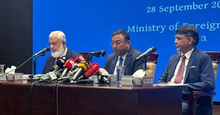 কাউকে সন্তুষ্ট করতে নয়, প্রয়োজন অনুযায়ী বোয়িং কেনা হবে: হুমায়ুন কবির