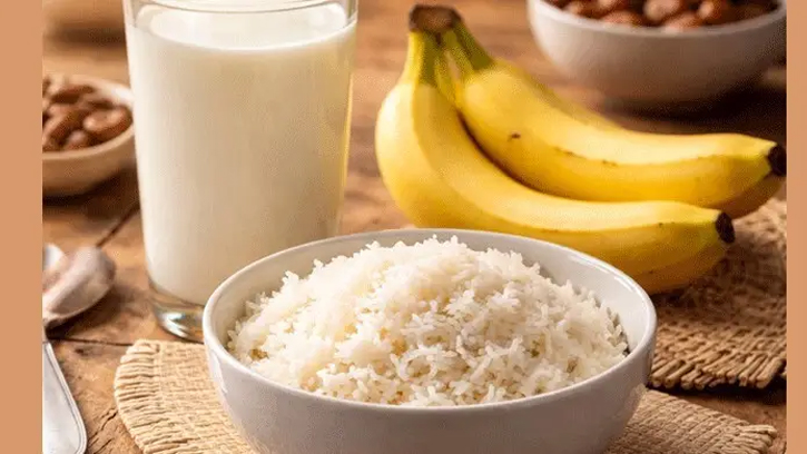 সেহরিতে দুধ–কলা: শক্তির উৎস নাকি হজম ঝুঁকি?
