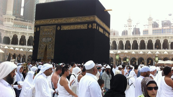 সৌদি পৌঁছেছেন ২০ হাজারেরও বেশি হজযাত্রী, একজনের মৃত্যু