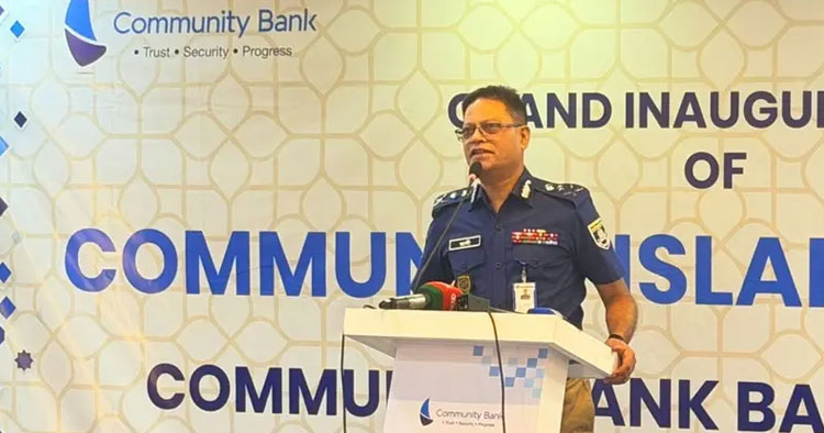 সরকার অনুমতি দিলে প্রয়োজন হলে ক্রসফায়ারও করবে পুলিশ: আইজিপি