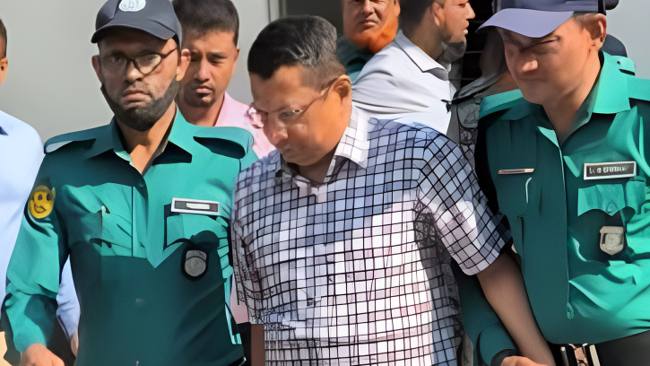 মানবতাবিরোধী অপরাধে রাজসাক্ষী হিসেবে ট্রাইব্যুনালে হাজির সাবেক আইজিপি