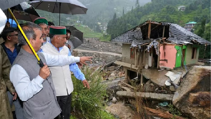 প্রবল বর্ষণ ও ভূমিধসে হিমাচলে বিপর্যয়, নিহত ১৮৪ জন
