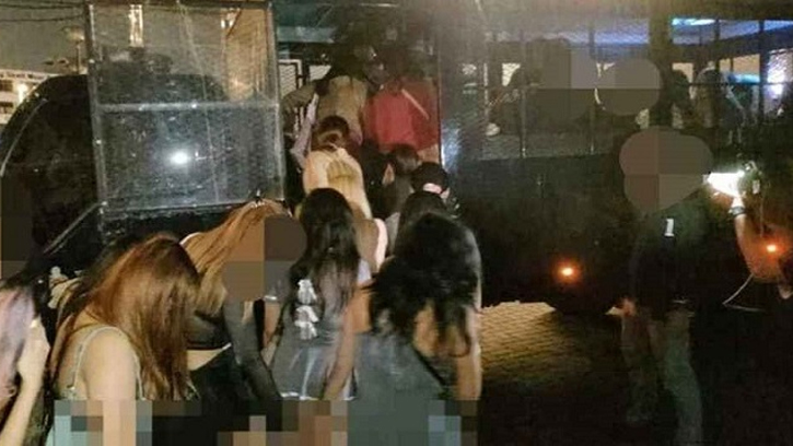 জুয়া ও অবৈধ কর্মকাণ্ডে মালয়েশিয়ায় ৩৭৭ বাংলাদেশি আটক