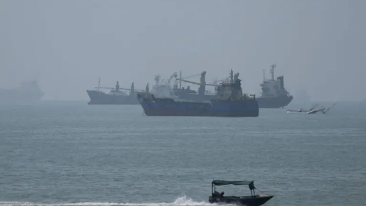 লারাকে যুক্তরাষ্ট্রের হামলা, জর্ডানে পাল্টা হামলার দাবি ইরানের