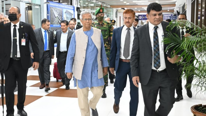 জাতিসংঘ সফরের উদ্দেশ্যে যুক্তরাষ্ট্র গেলেন প্রধান উপদেষ্টা
