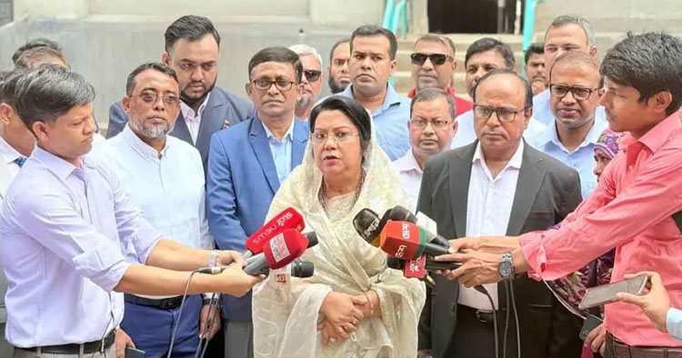 চাহিদার তুলনায় দেশে পর্যাপ্ত খাদ্য মজুত রয়েছে: খাদ্যমন্ত্রী