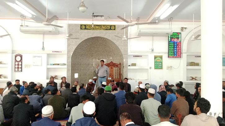 কুবিতে খালেদা জিয়ার আত্মার মাগফেরাত কামনায় দোয়া অনুষ্ঠিত