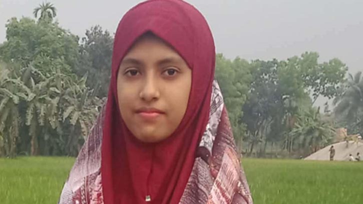 নীরব সাধনায় শীর্ষে নাবিলা তাহসিন তোড়া