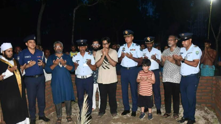 সাহসী শিক্ষিকা মাহেরীনের সমাধিতে বিমান বাহিনীর শ্রদ্ধা